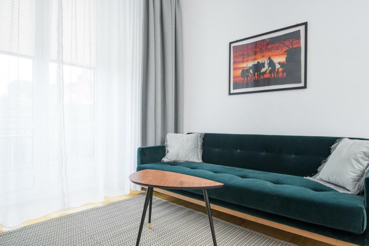 Novis Apartments Przy Rotundzie ワルシャワ エクステリア 写真